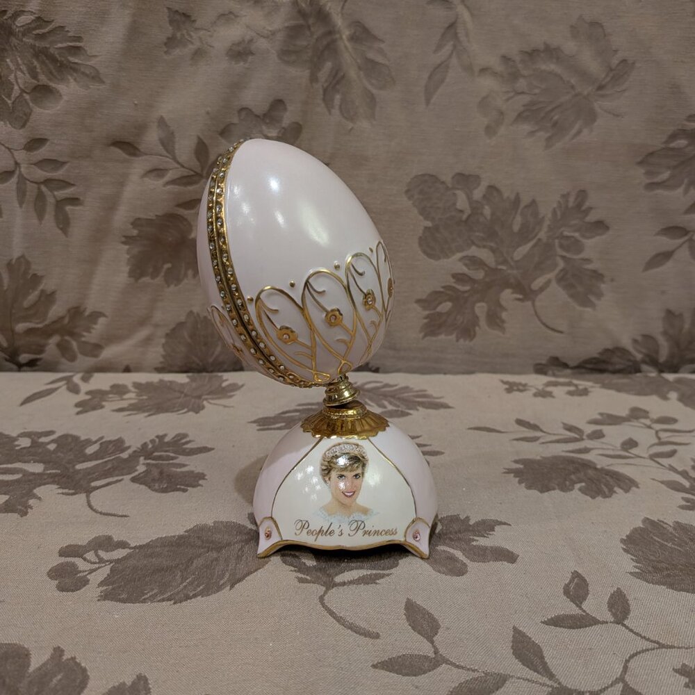 Ardleigh Elliott 2008 People's Princess Diana Legacy Imperial Musical Egg, Used - Picture 11 of 11